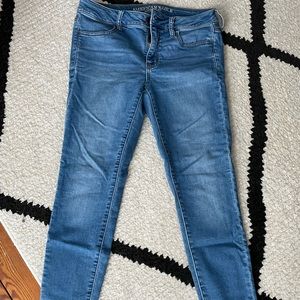 Size 8 American Eagle skinny jeans